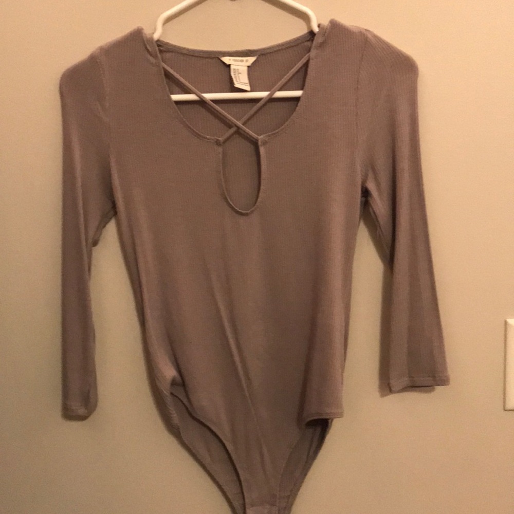 Forever 21 bodysuit.